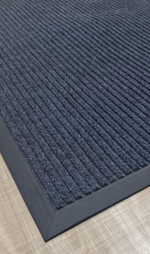 Triple Rib Mat Grey